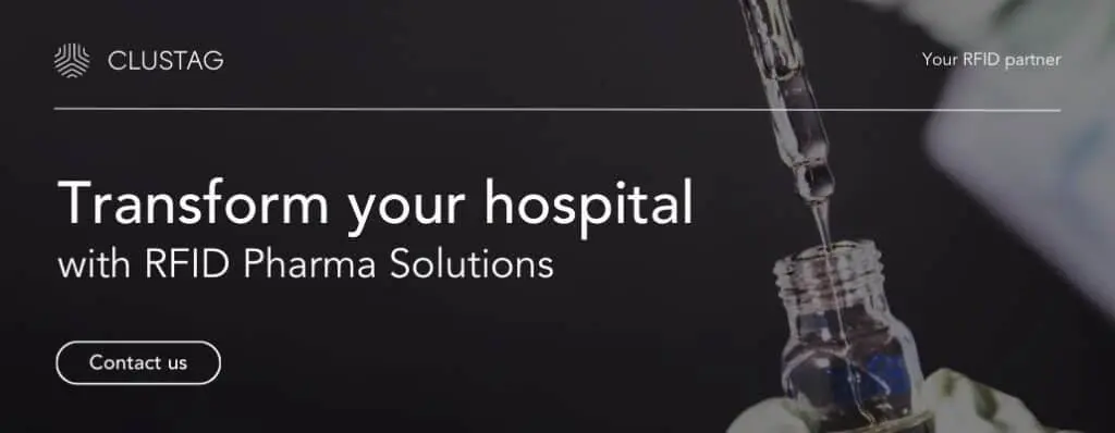 Transforma tu hospital con soluciones RFID para el sector salud y farmacéutico Banner de Clustag con el texto “Transforma tu hospital con soluciones RFID para la industria farmacéutica”, destacando la integración de RFID en el sector salud dentro de un entorno de laboratorio.
